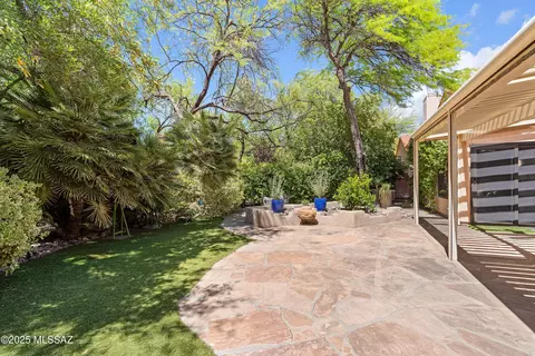 3061 N Willow Creek Dr, Tucson, AZ 85712 photo 38