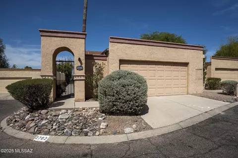 2762 W Cattail Pl, Tucson, AZ 85745