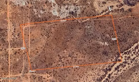 6718 W Dogtown Rd, Sahuarita, AZ 85629