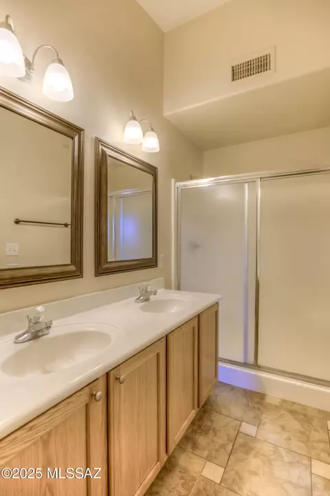 Bath - 9620 E Paseo San Bernardo, Tucson, AZ 85747 photo 3 of 4