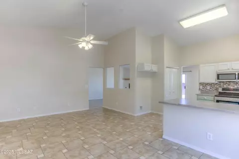 Living - 9620 E Paseo San Bernardo, Tucson, AZ 85747 photo 4 of 4