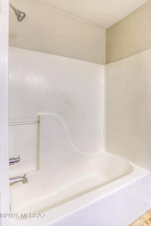 Bath - 9620 E Paseo San Bernardo, Tucson, AZ 85747 photo 2 of 4