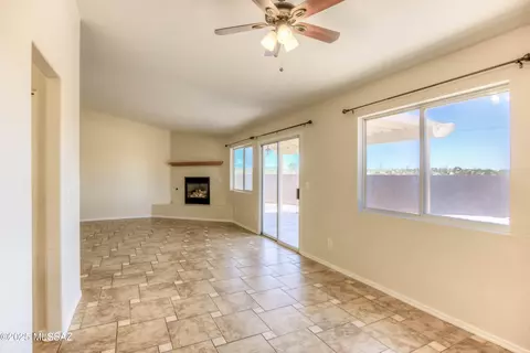 Living - 9620 E Paseo San Bernardo, Tucson, AZ 85747 photo 3 of 4