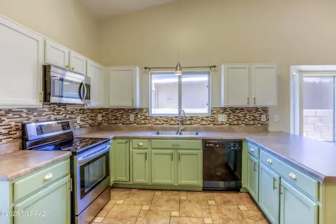 Kitchen - 9620 E Paseo San Bernardo, Tucson, AZ 85747 photo 1 of 5