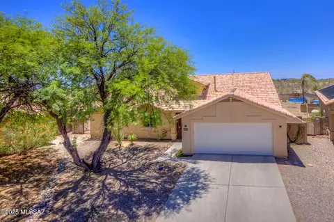 Exterior - 9620 E Paseo San Bernardo, Tucson, AZ 85747 photo 3 of 8