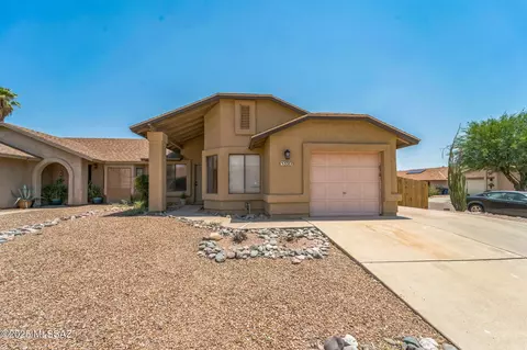 5377 S Carriage Hills Dr, Tucson, AZ 85746