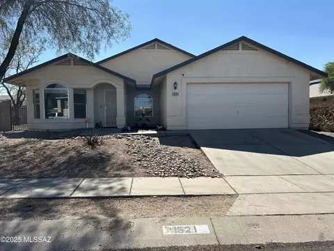1521 N Amberbrooke Ave, Tucson, AZ 85745