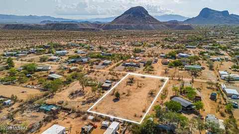 7845 N Paradise View Ln, Tucson, AZ 85743