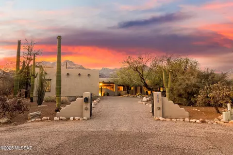 7381 E Wikieup Cir, Tucson, AZ 85750