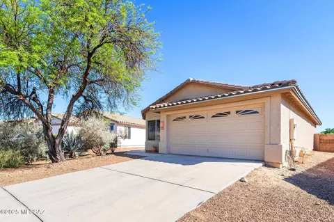8945 N Velvet Mesquite Pl, Tucson, AZ 85742