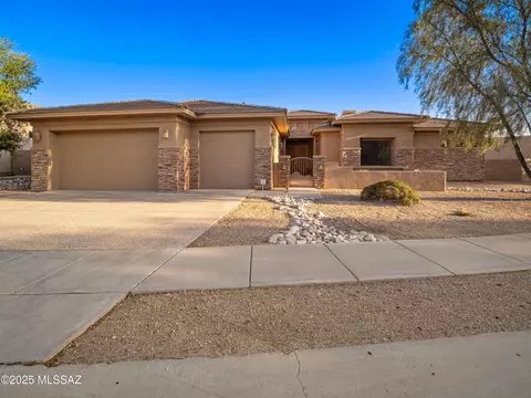 5350 E Camino Rio De Luz, Tucson, AZ 85718