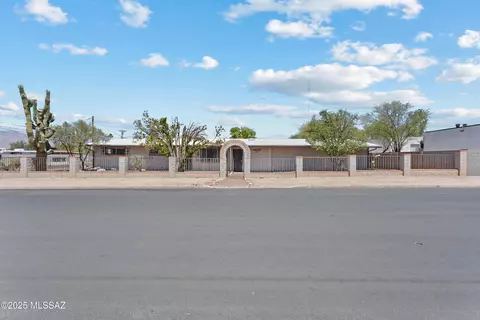 Other - 402 E Jacinto St, Tucson, AZ 85705 photo 2 of 13