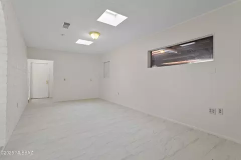 Other - 402 E Jacinto St, Tucson, AZ 85705 photo 6 of 13