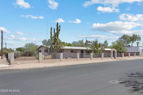402 E Jacinto St, Tucson, AZ 85705