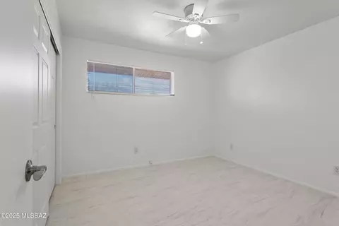Bedroom - 402 E Jacinto St, Tucson, AZ 85705 photo 1 of 5