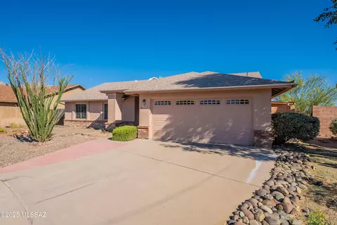 1701 W Oak Shadows Dr, Tucson, AZ 85737