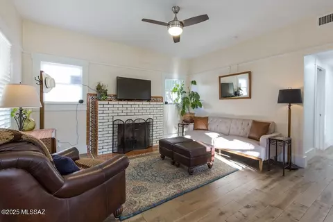 Living - 16 E 15th St, Tucson, AZ 85701 photo 1 of 3