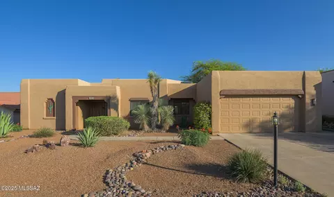 903 W Calle Excelso, Green Valley, AZ 85614