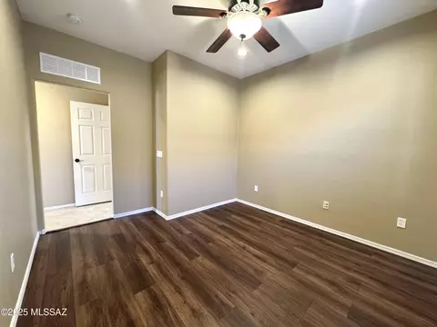 Bedroom - 7168 E Bloomtree Ln, Tucson, AZ 85756 photo 1 of 5