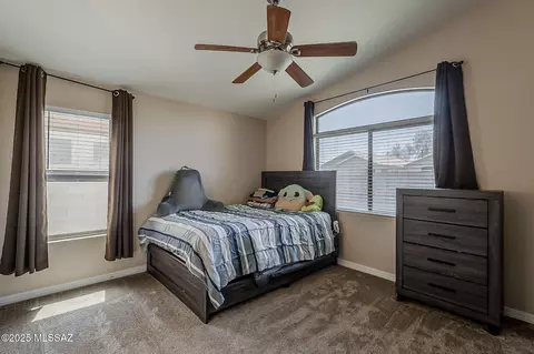 Bedroom - 6646 E Splendid Ln, Tucson, AZ 85756 photo 1 of 3