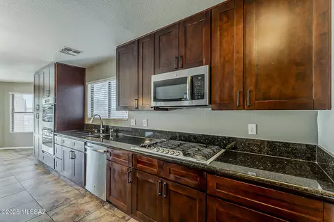Kitchen - 8746 E Semple St, Tucson, AZ 85747 photo 1 of 6