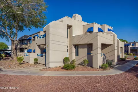 7968 E Colette Cir UNIT 216, Tucson, AZ 85710