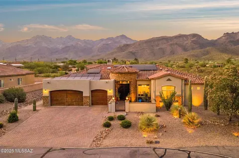 9047 E Canyon Overlook Pl, Tucson, AZ 85749