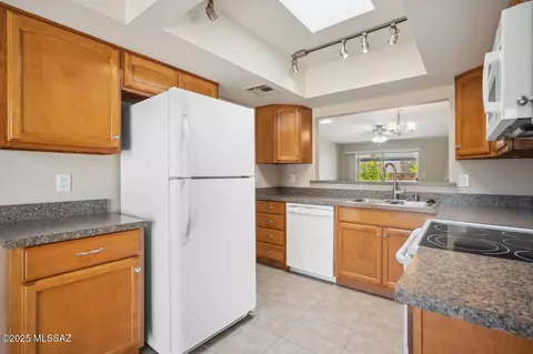 Kitchen - 7828 E 3rd St, Tucson, AZ 85710 photo 3 of 4
