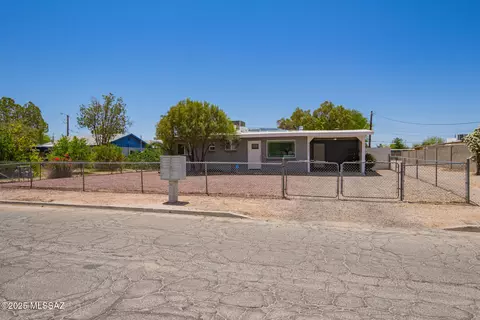 5732 E 23rd St, Tucson, AZ 85711
