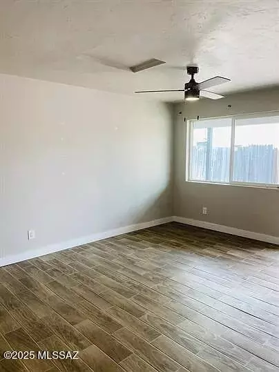 Living - 310 E Jacinto St, Tucson, AZ 85705 photo 1 of 3