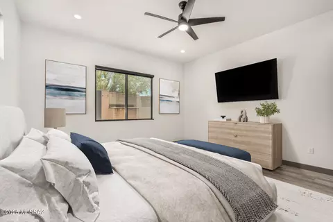 Bedroom - 9042 E Maple Leaf Dr, Tucson, AZ 85710 photo 1 of 7