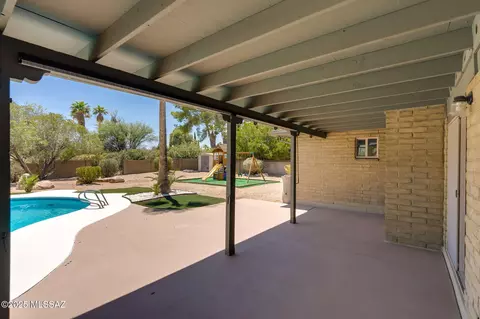 Exterior - 8430 E Wrightstown Rd, Tucson, AZ 85715 photo 4 of 12