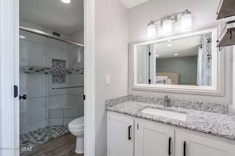 Bath - 8430 E Wrightstown Rd, Tucson, AZ 85715 photo 1 of 4