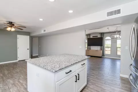 Kitchen - 8430 E Wrightstown Rd, Tucson, AZ 85715 photo 8 of 8