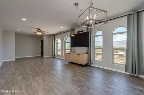 Living - 8430 E Wrightstown Rd, Tucson, AZ 85715 photo 3 of 5