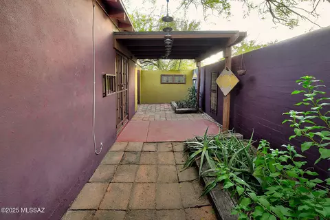 Exterior - 1708 E 9th St, Tucson, AZ 85719 photo 11 of 13