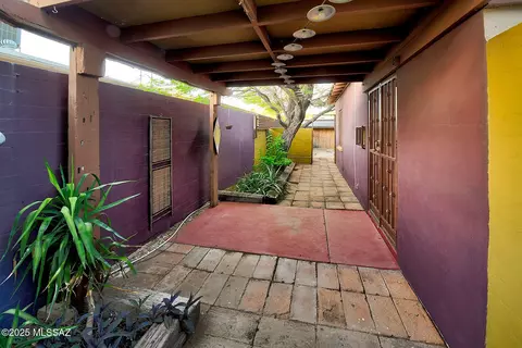 Exterior - 1708 E 9th St, Tucson, AZ 85719 photo 12 of 13