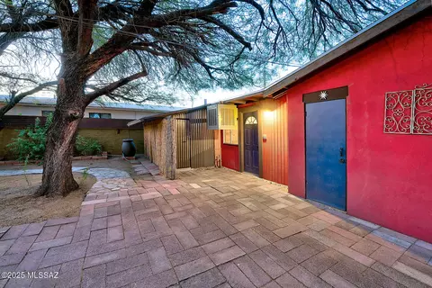 Exterior - 1708 E 9th St, Tucson, AZ 85719 photo 9 of 13