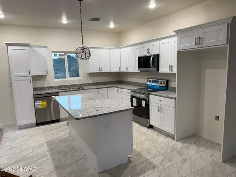 1009 Camino Estrella, Rio Rico, AZ 85648