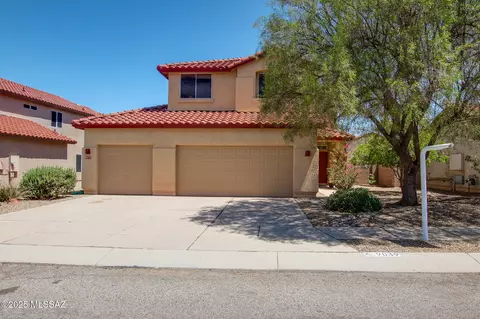 9039 E Autumn Sage St, Tucson, AZ 85747