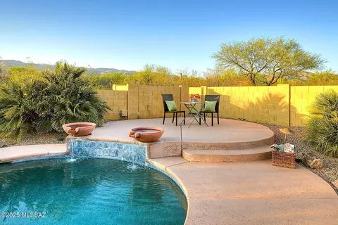 2885 N Quiet Valley Dr, Tucson, AZ 85749