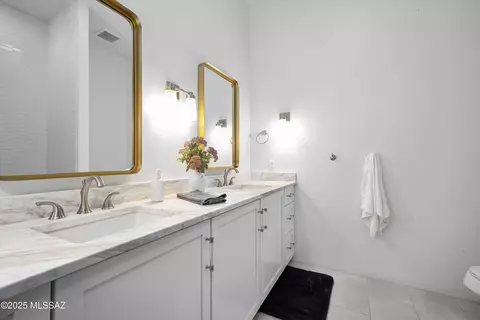 Bath - 3961 N Red Ruby Ln, Tucson, AZ 85749 photo 4 of 6