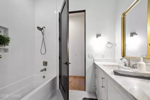 Bath - 3961 N Red Ruby Ln, Tucson, AZ 85749 photo 5 of 6