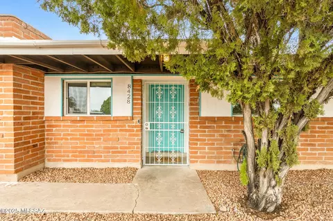 Exterior - 8428 Eli St, Tucson, AZ 85710 photo 1 of 8