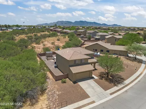 977 S Limestone St, Benson, AZ 85602