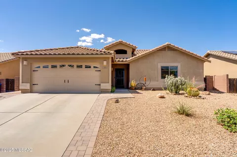 1011 E Providence Canyon Dr, Sahuarita, AZ 85629