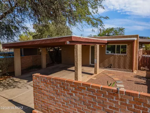 Exterior - 1818 E Mitchell St, Tucson, AZ 85719 photo 4 of 8