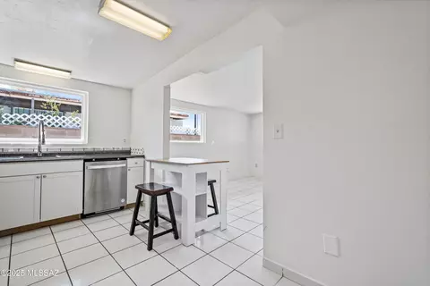 Kitchen - 1818 E Mitchell St, Tucson, AZ 85719 photo 4 of 4