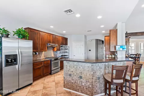 14192 E Whispering Ocotillo Pl, Vail, AZ 85641 photo 9