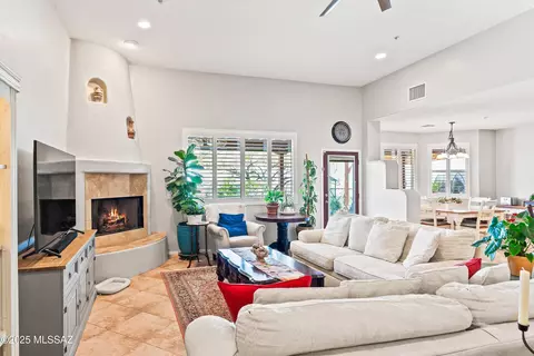 14192 E Whispering Ocotillo Pl, Vail, AZ 85641 photo 4